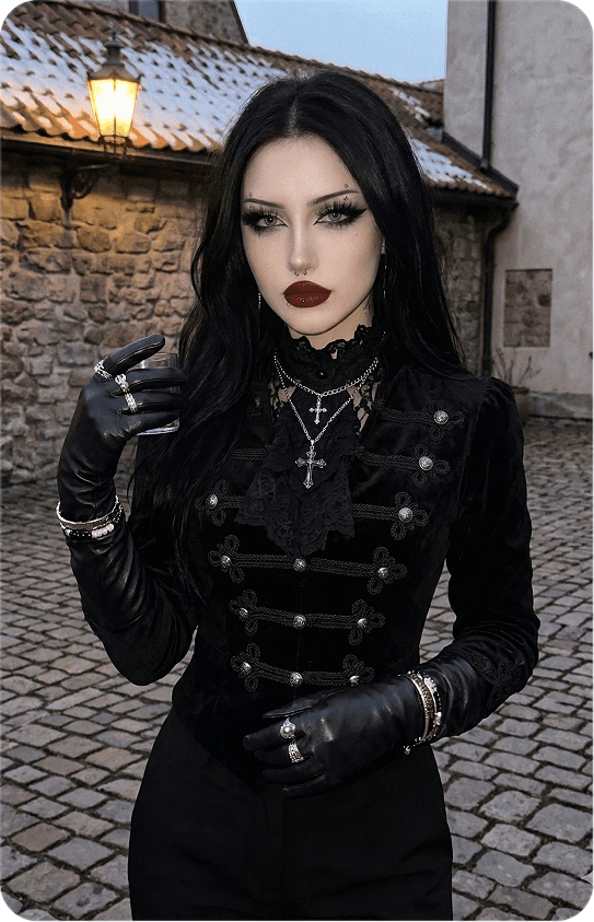 Evelyn, 28, Goth — DarkHeart profile